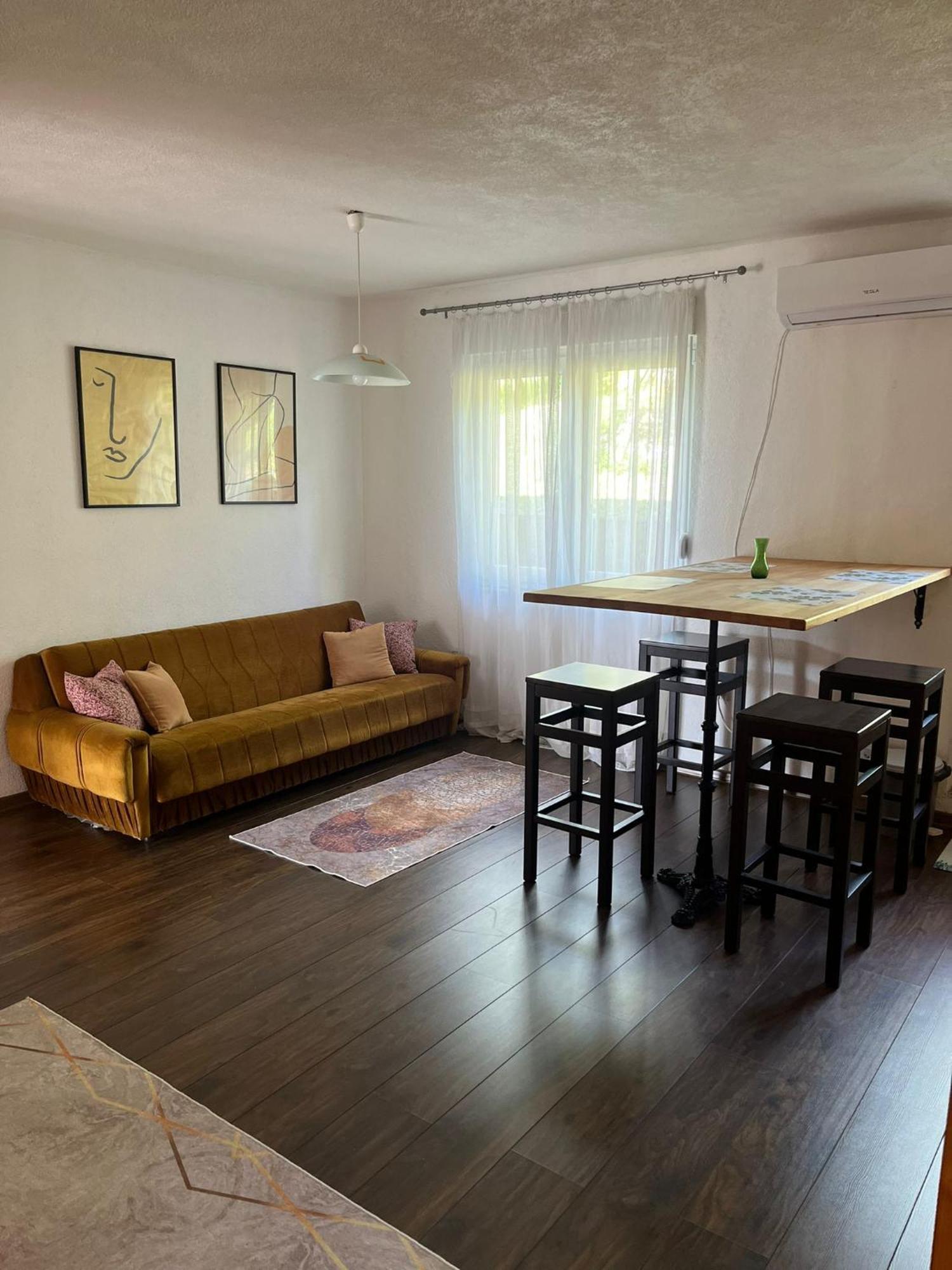 View Apartman