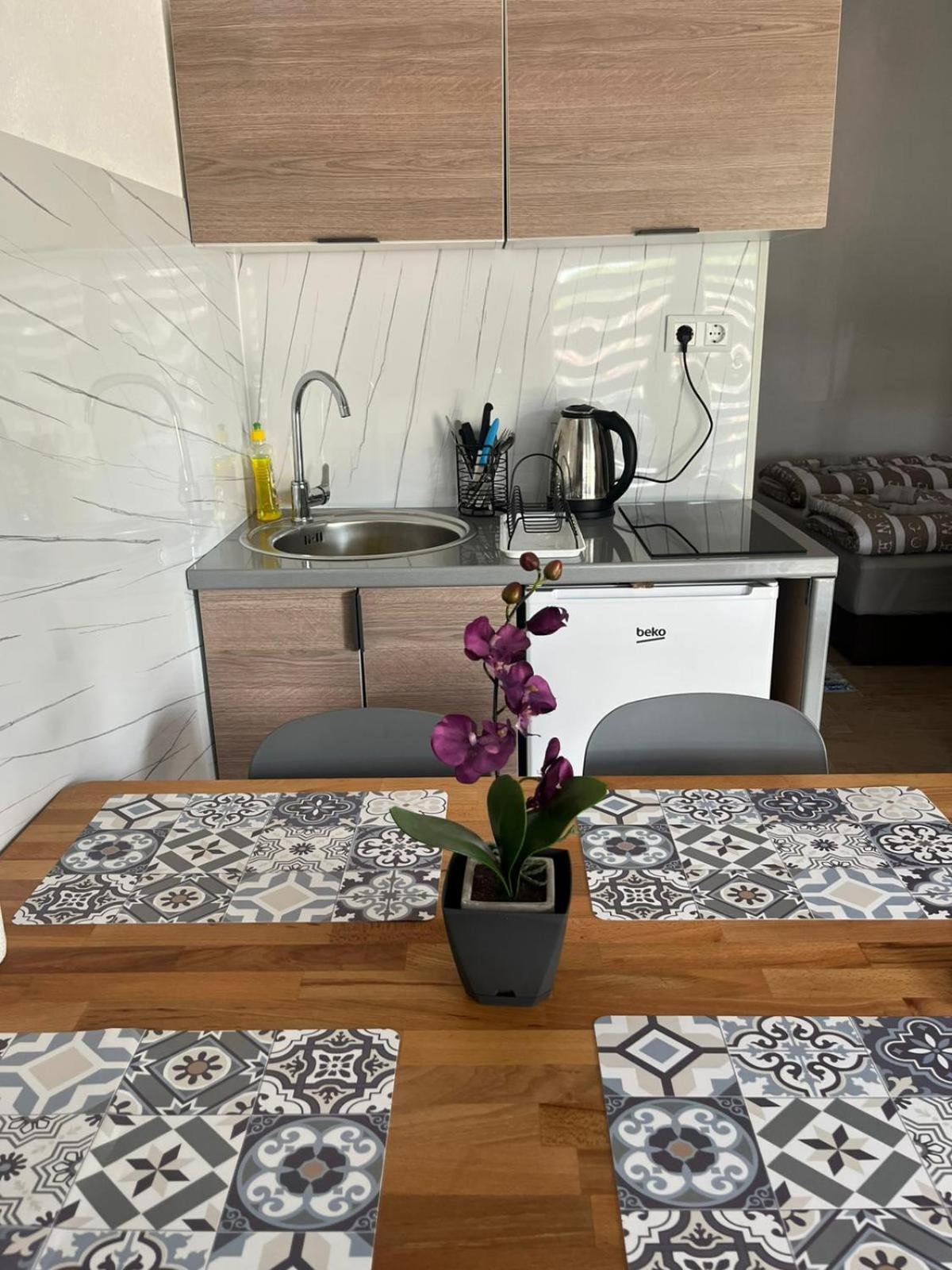 Apartman View